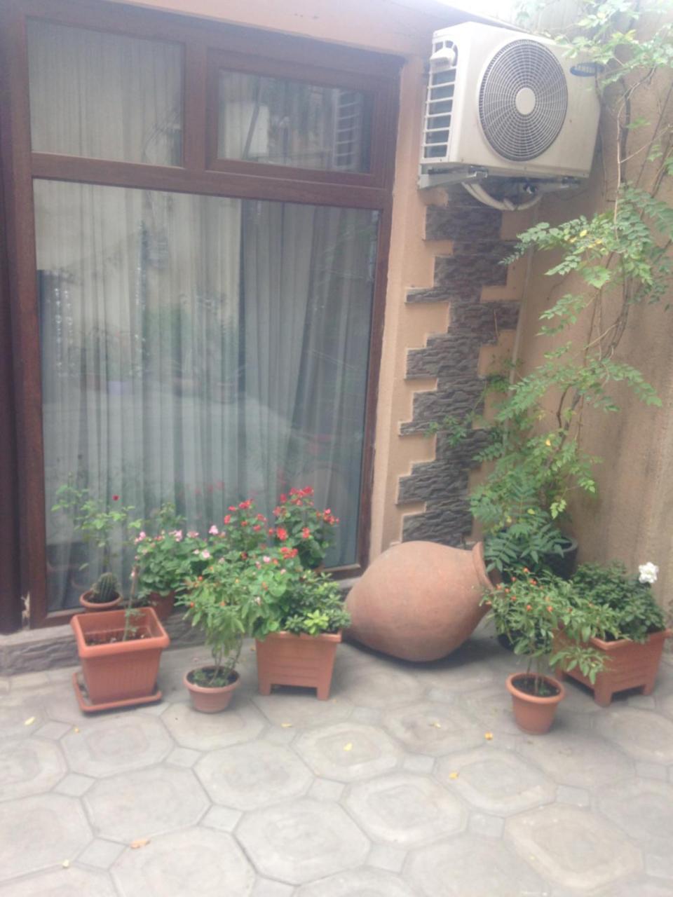 Meidani Guest House ティビリシ エクステリア 写真