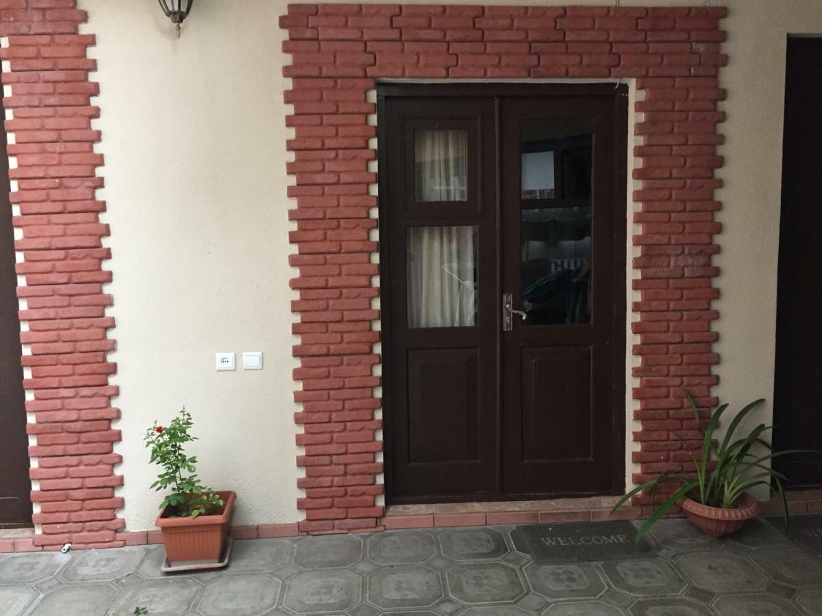 Meidani Guest House ティビリシ エクステリア 写真